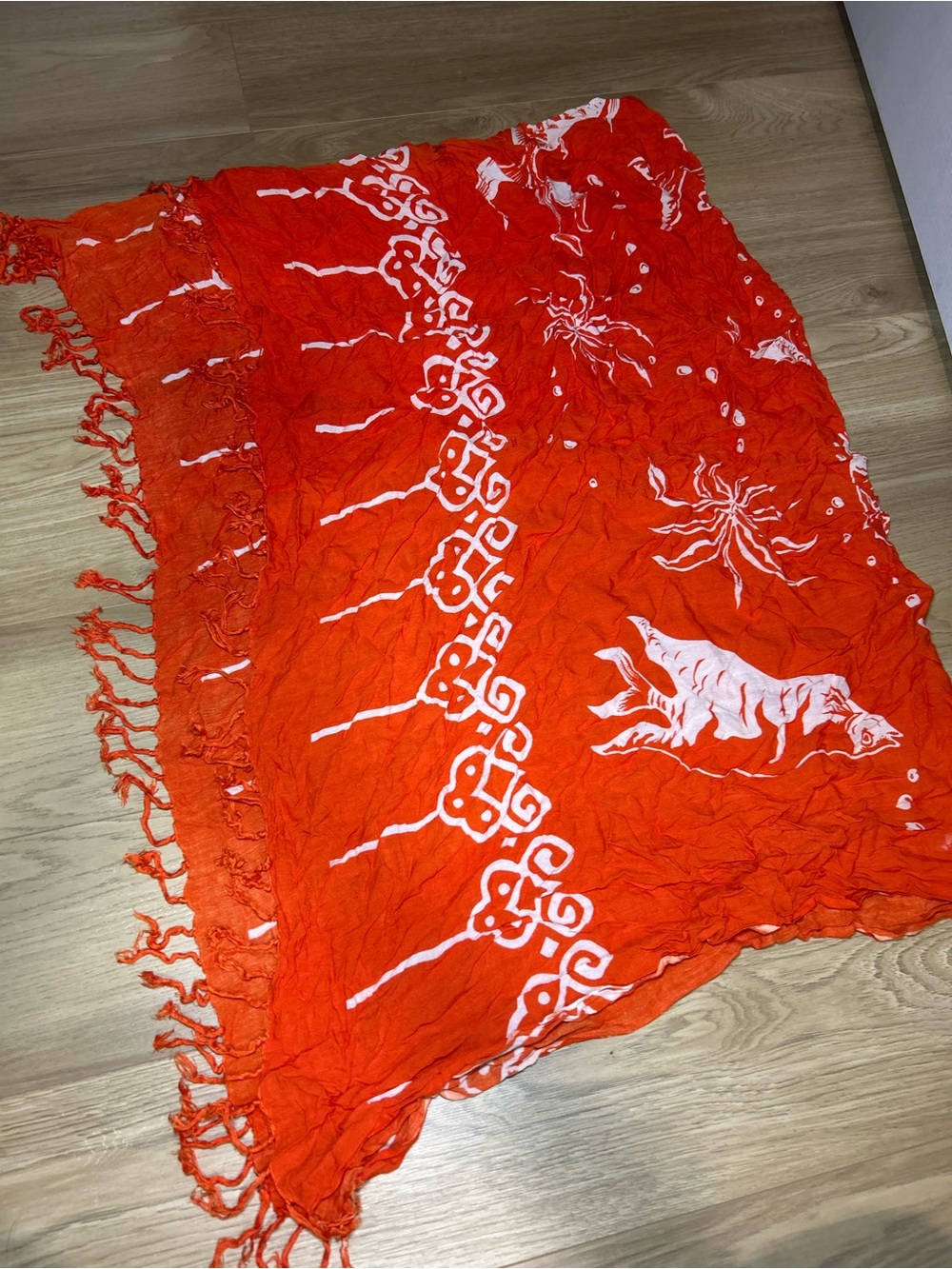 Source Unknown Orange & White Women Swim Coverup Sarong